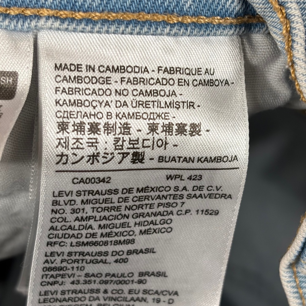 Levis Premium 501 Original Fit Light Wash Straight Leg Button Fly Jeans W28 L28 - Picture 10 of 11